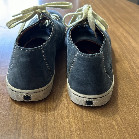 Born size 10/42 excellent condition casual shoe - Picture 5 of 8